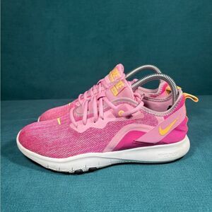 Size 7.5 - Women’s Nike Flex Trainer pink shoes